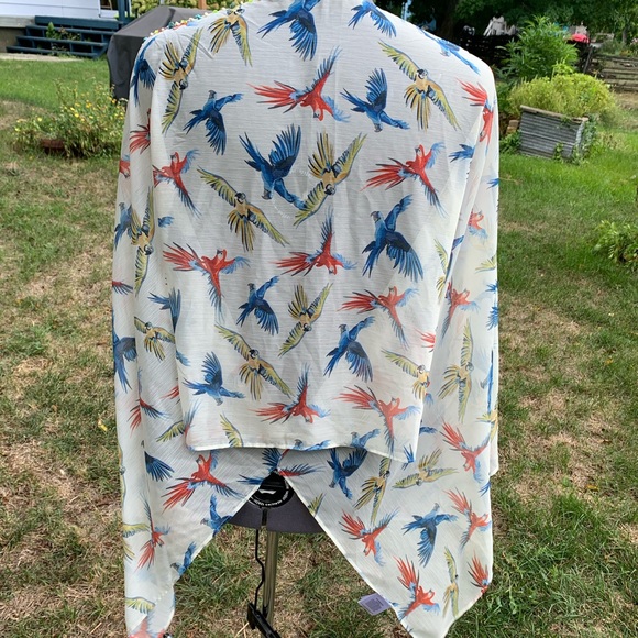 Top - Picture 2 of 5